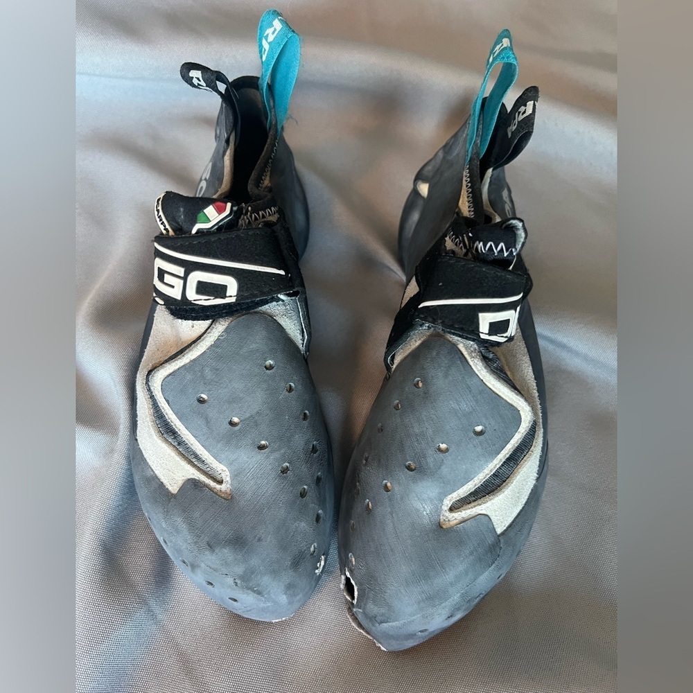 Scarpa Black and Gray Climbing Shoes